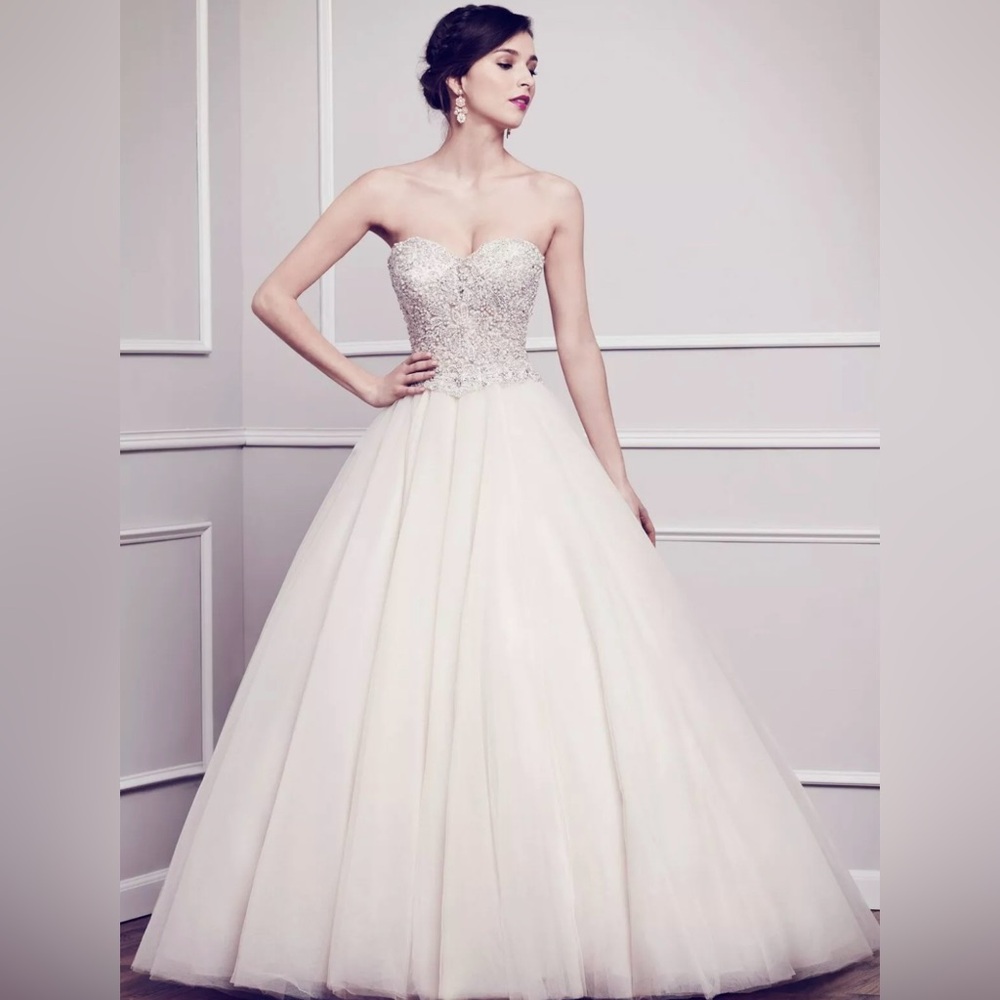 Kenneth Winston wedding dress